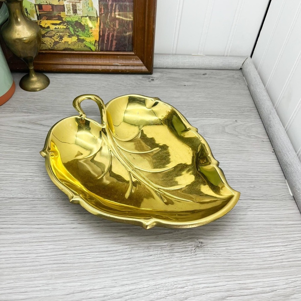 Vintage Gold Plated Brass Leaf Tray: Mid-Century‎ Trinket Dish